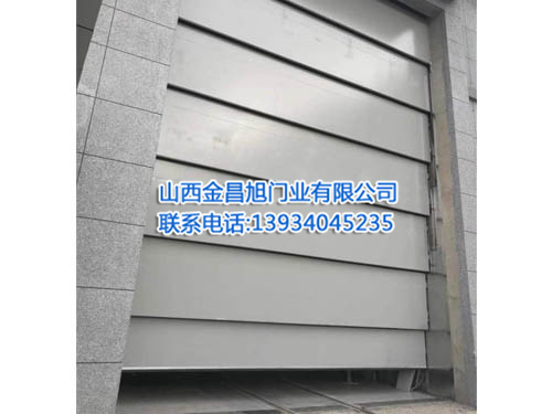 多段提升門(mén)